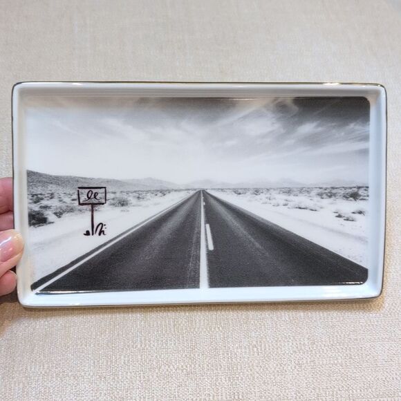 Kate Spade New York x Lenox Spirit of Adventure White Ceramic Tray Gold Rim - Picture 8 of 8